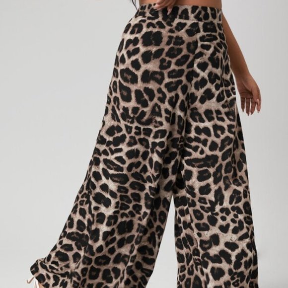 REG or PLUS  Camel leopard print wide leg palazzo - Picture 11 of 12